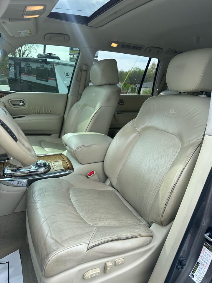 Infiniti QX56 4WD 2013