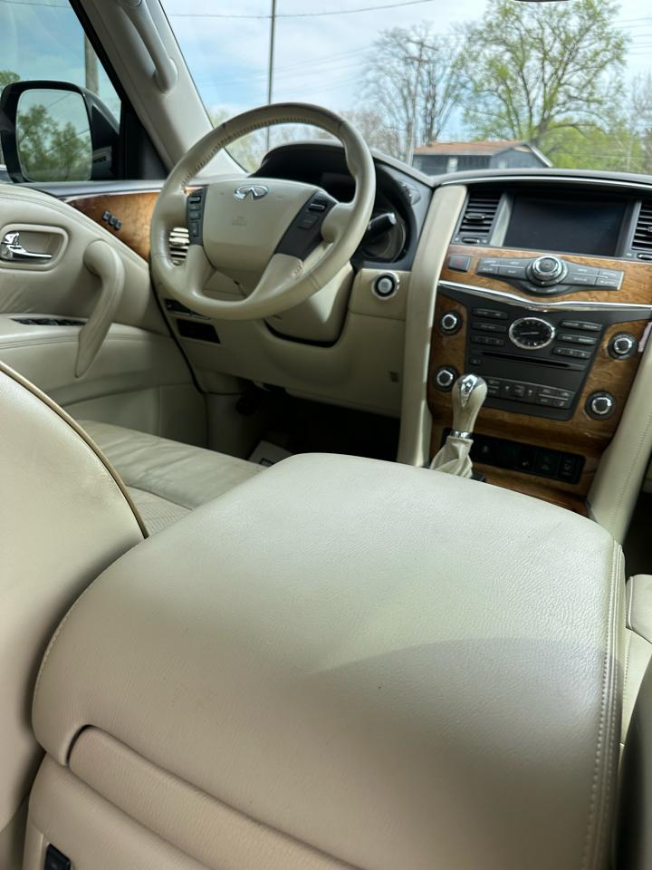 Infiniti QX56 4WD 2013