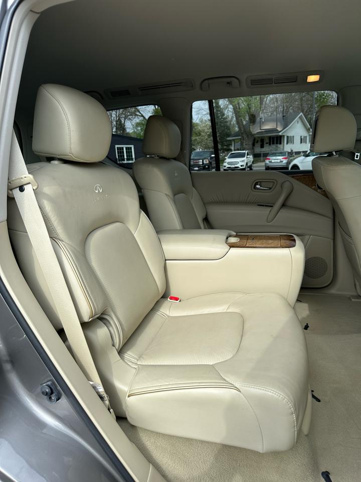 Infiniti QX56 4WD 2013