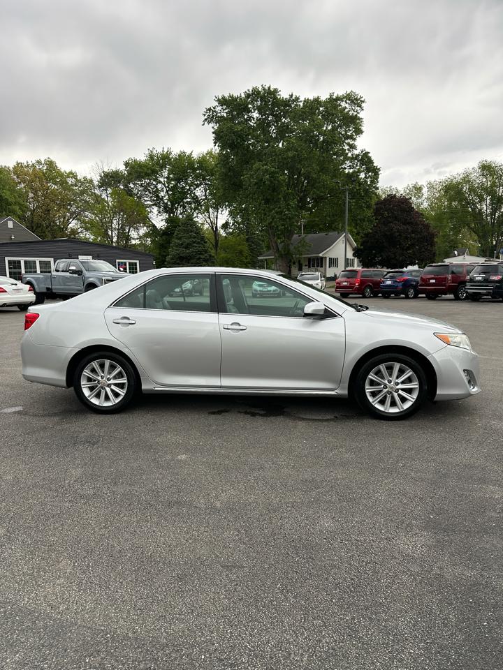Toyota Camry XLE 4D Sedan 2012
