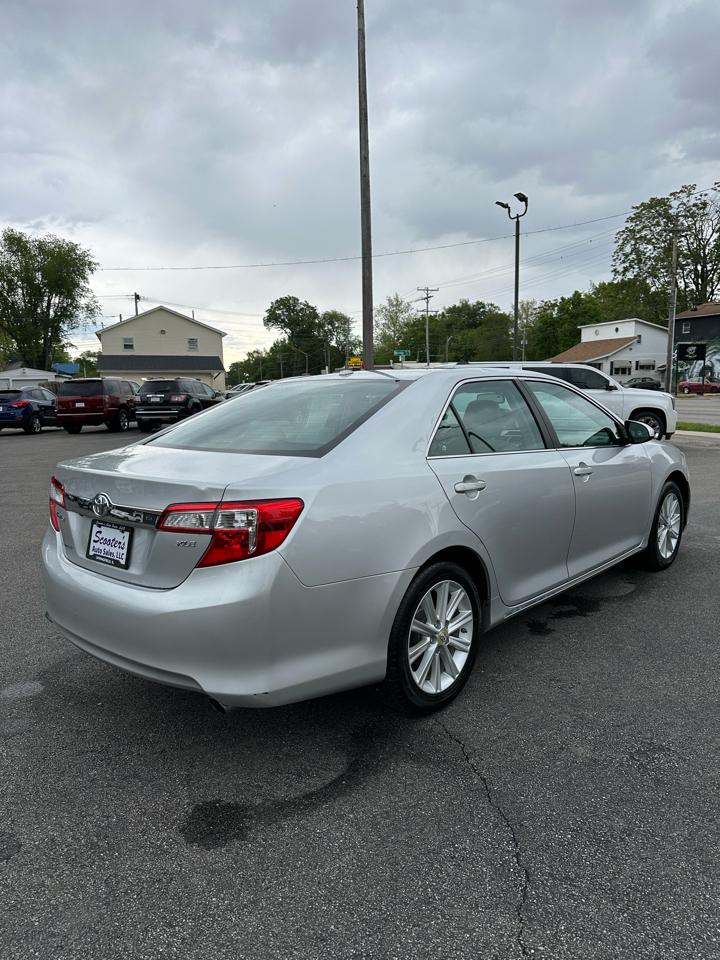 Toyota Camry XLE 4D Sedan 2012