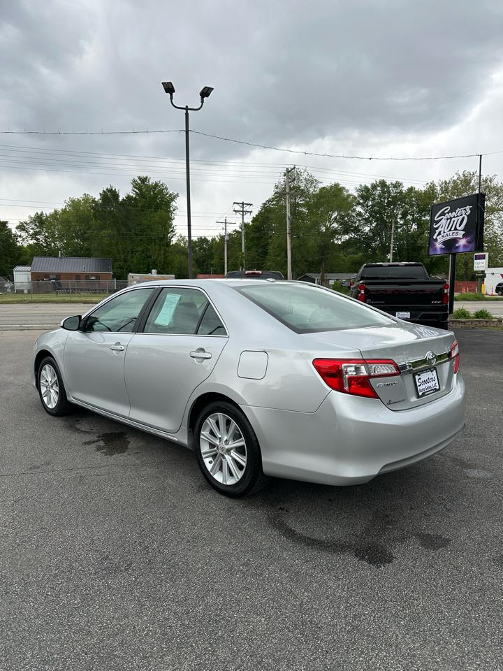 Toyota Camry XLE 4D Sedan 2012