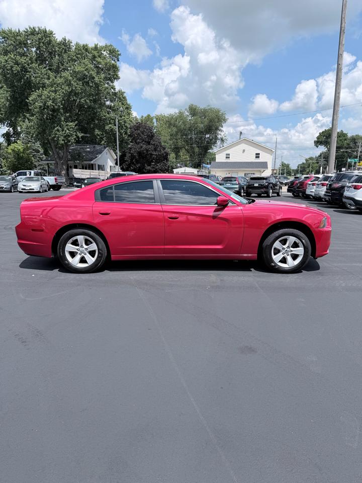 Dodge Charger SE 2013