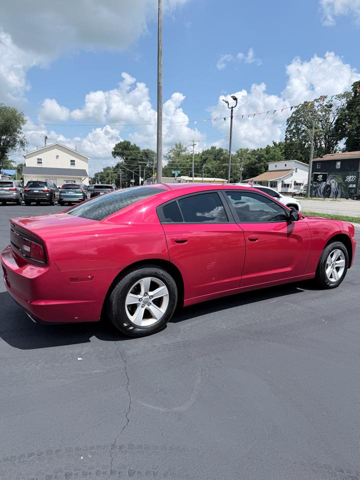 Dodge Charger SE 2013