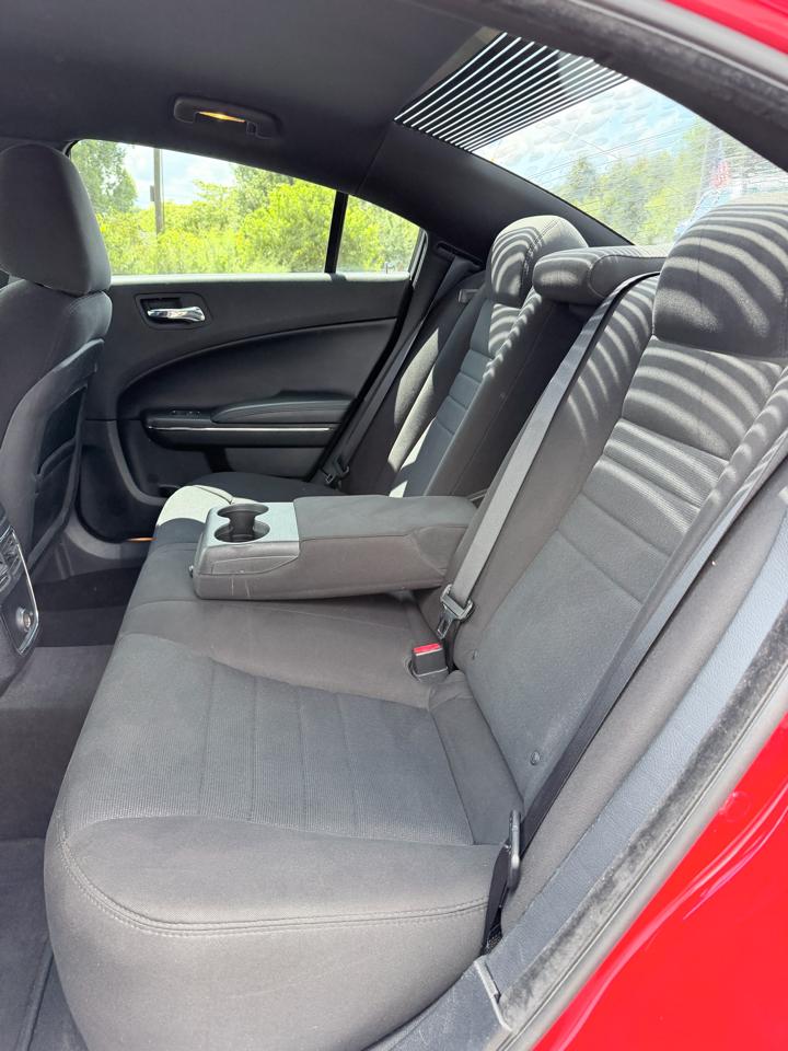 Dodge Charger SE 2013