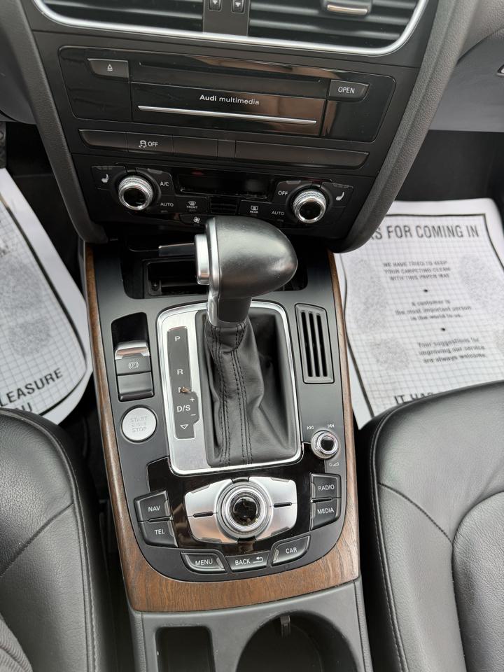 Audi A4 4dr Sdn Auto quattro 2.0T Premium Plus 2015