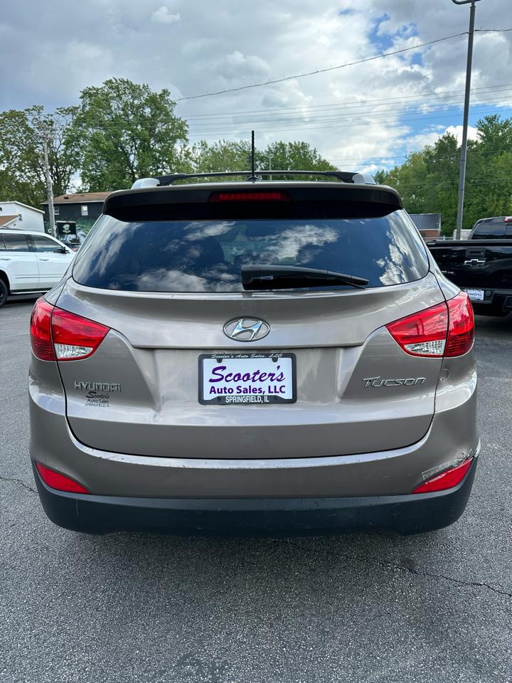 Hyundai Tucson GL Auto FWD 2012