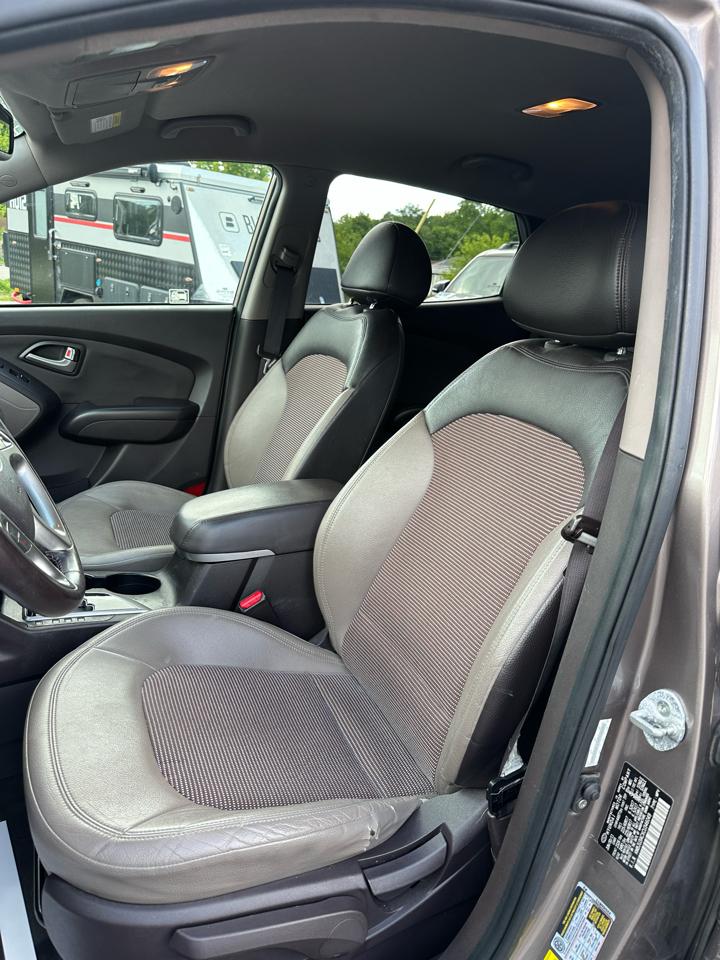 Hyundai Tucson GL Auto FWD 2012