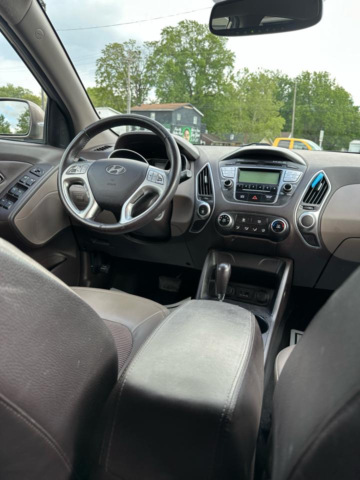 Hyundai Tucson GL Auto FWD 2012