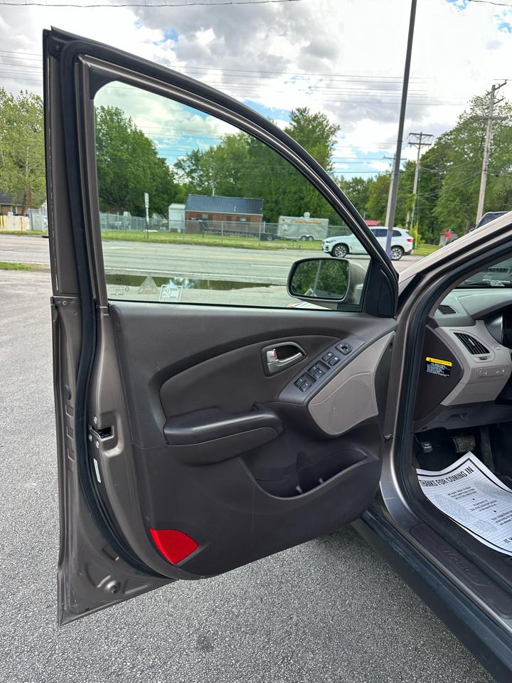 Hyundai Tucson GL Auto FWD 2012