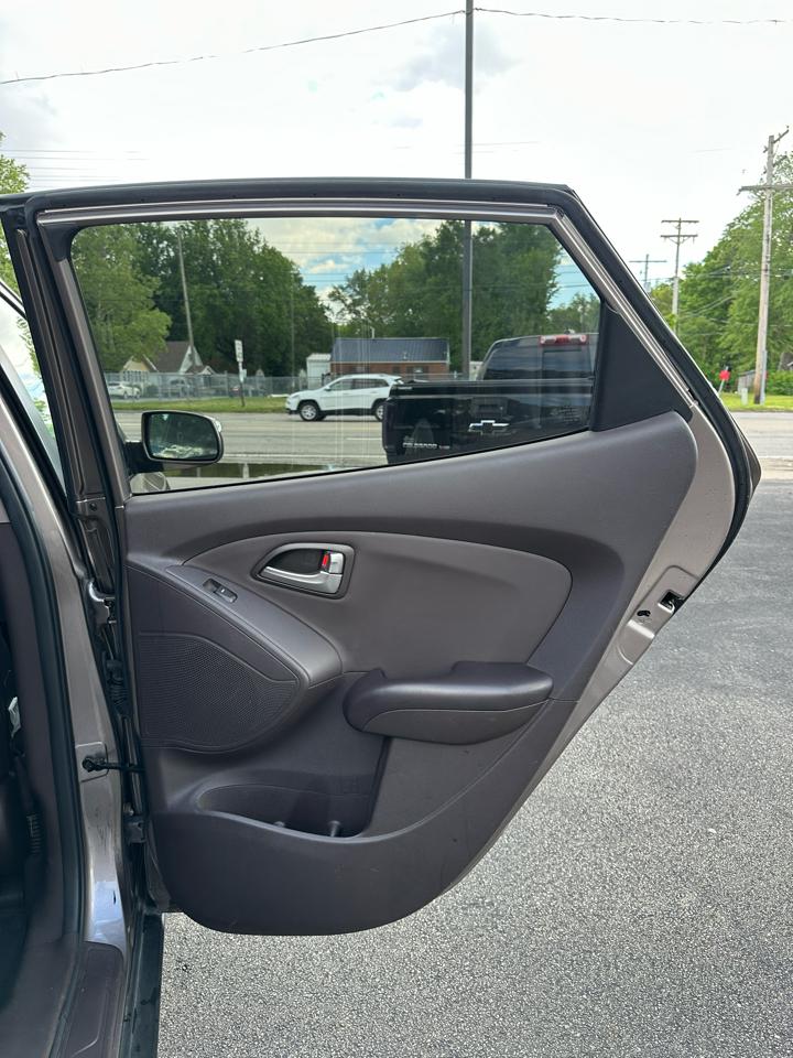 Hyundai Tucson GL Auto FWD 2012