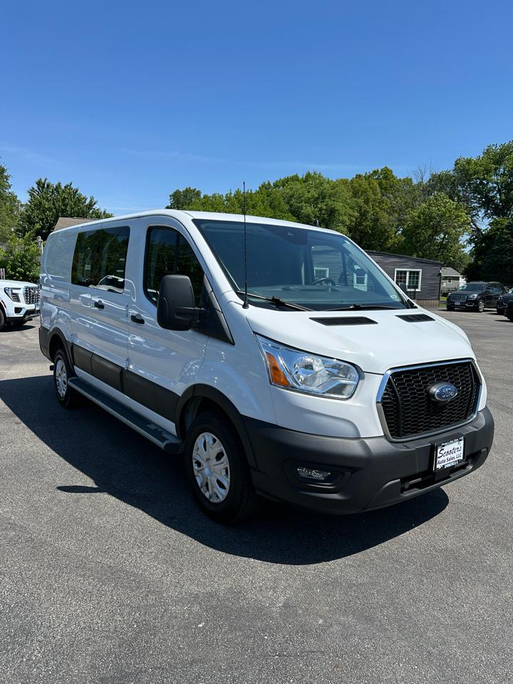 Ford Transit 250 Van Low Roof w/Sliding Pass. 130-in. WB 2021