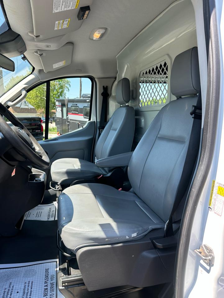 Ford Transit 350 Van Low Roof w/Sliding Pass. 148-in. WB 2019