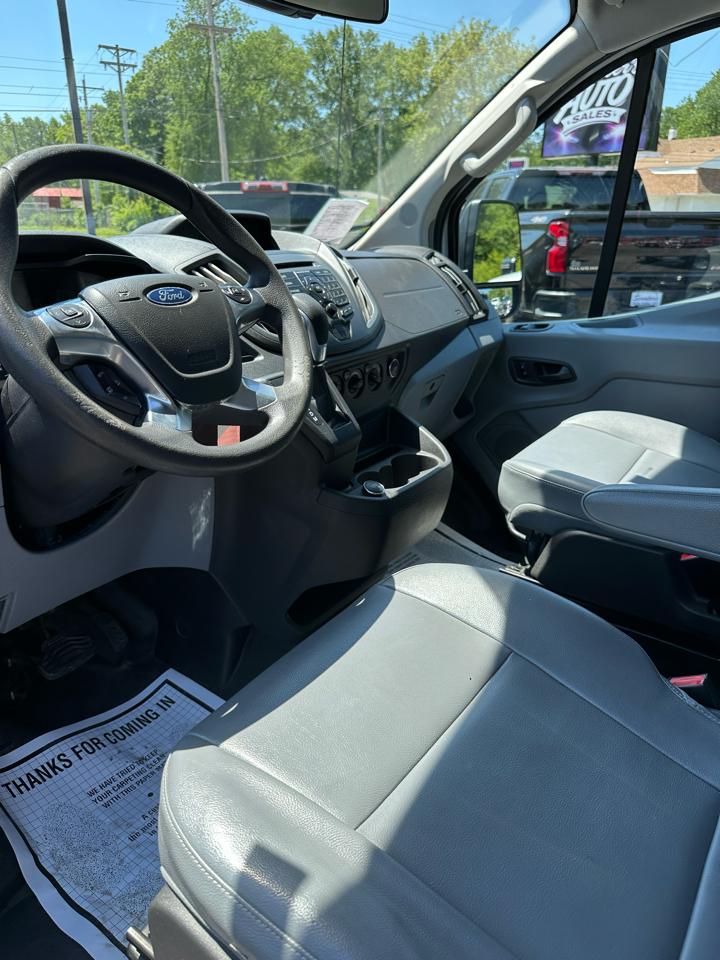 Ford Transit 350 Van Low Roof w/Sliding Pass. 148-in. WB 2019