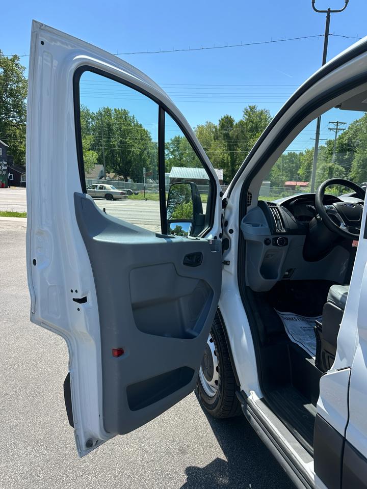 Ford Transit 350 Van Low Roof w/Sliding Pass. 148-in. WB 2019