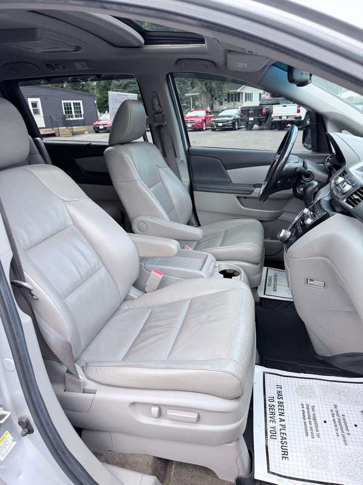 Honda Odyssey Touring 2013