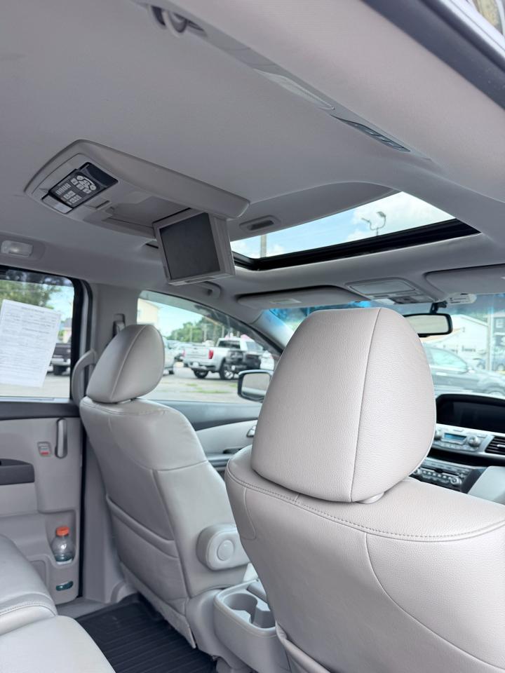 Honda Odyssey Touring 2013