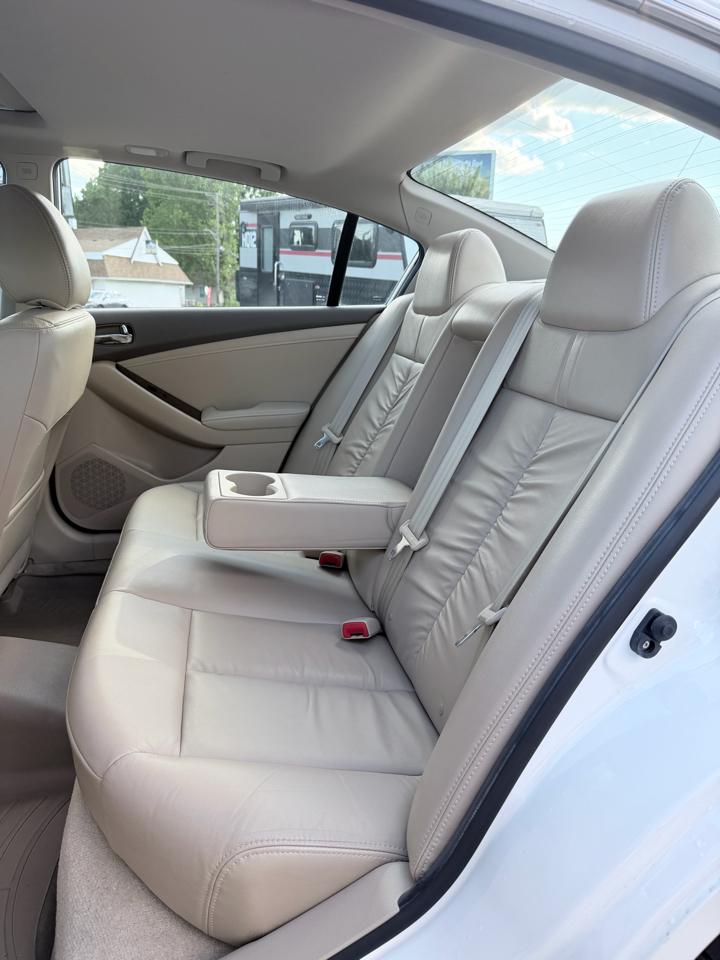 Nissan Altima 2.5 2012