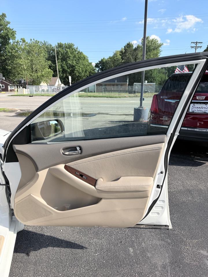 Nissan Altima 2.5 2012