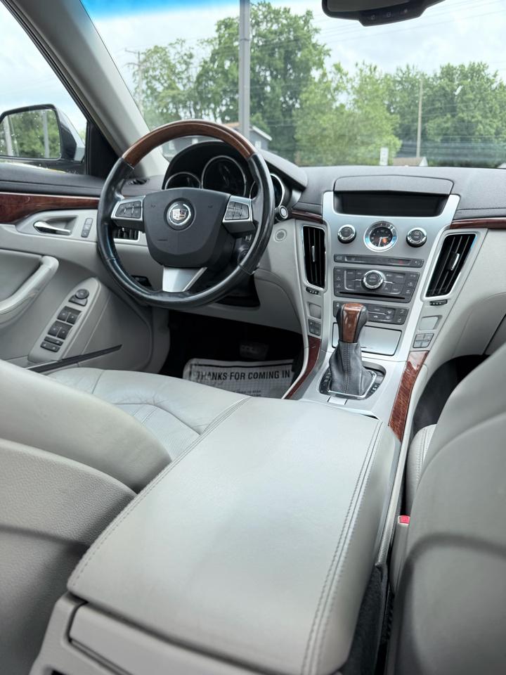 Cadillac CTS 3.6L Premium AWD w/Navi 2011