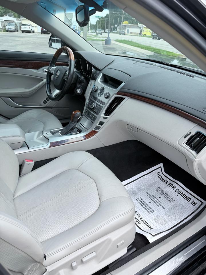 Cadillac CTS 3.6L Premium AWD w/Navi 2011
