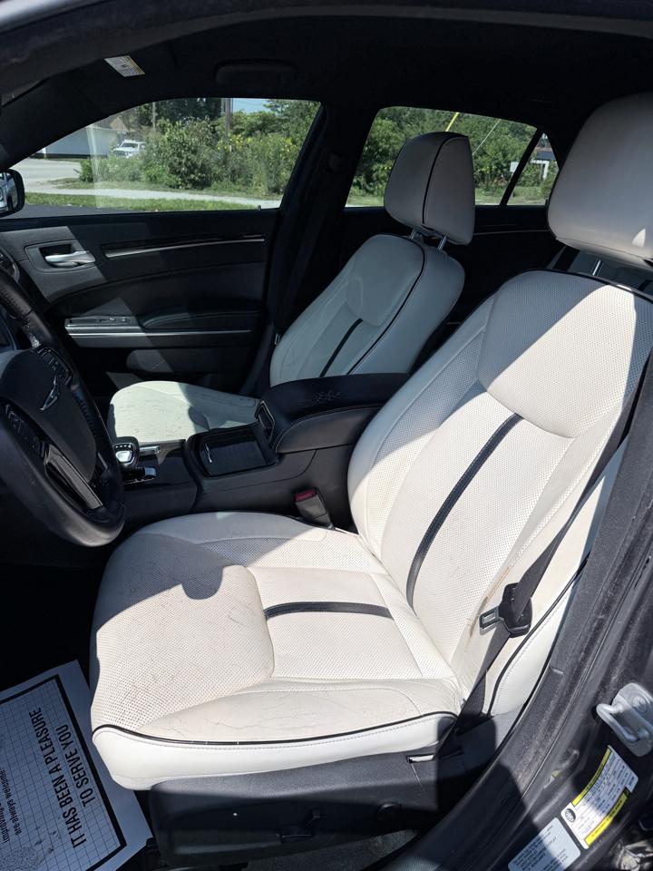 Chrysler 300 RWD 2014