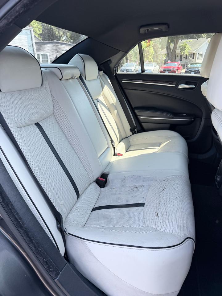 Chrysler 300 RWD 2014
