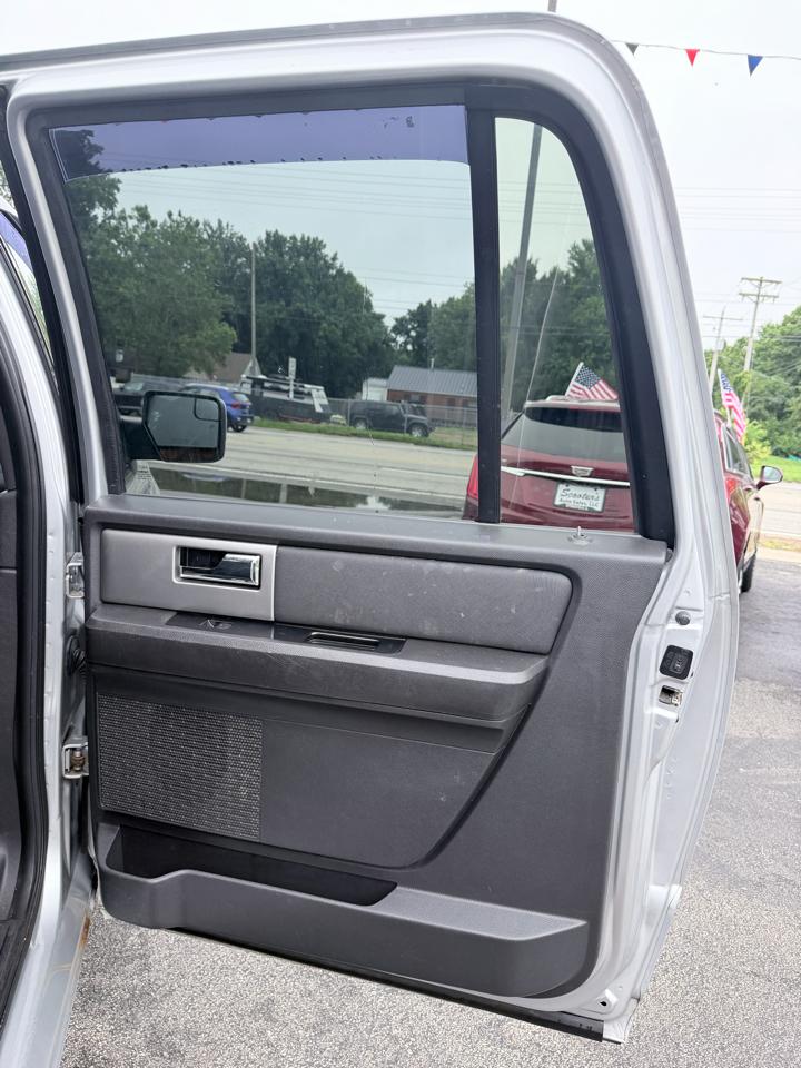 Ford Expedition EL Limited 4WD 2013