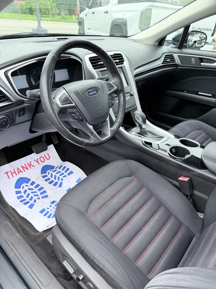 Ford Fusion SE 2014