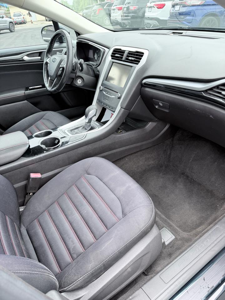 Ford Fusion SE 2014