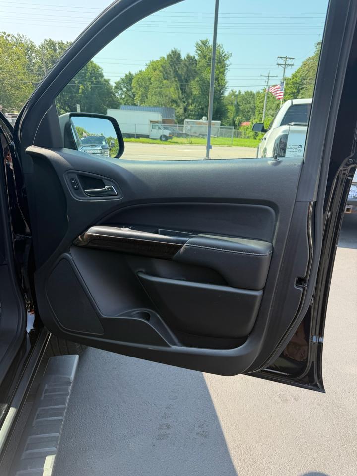GMC Canyon SLE Crew Cab 4WD 2016