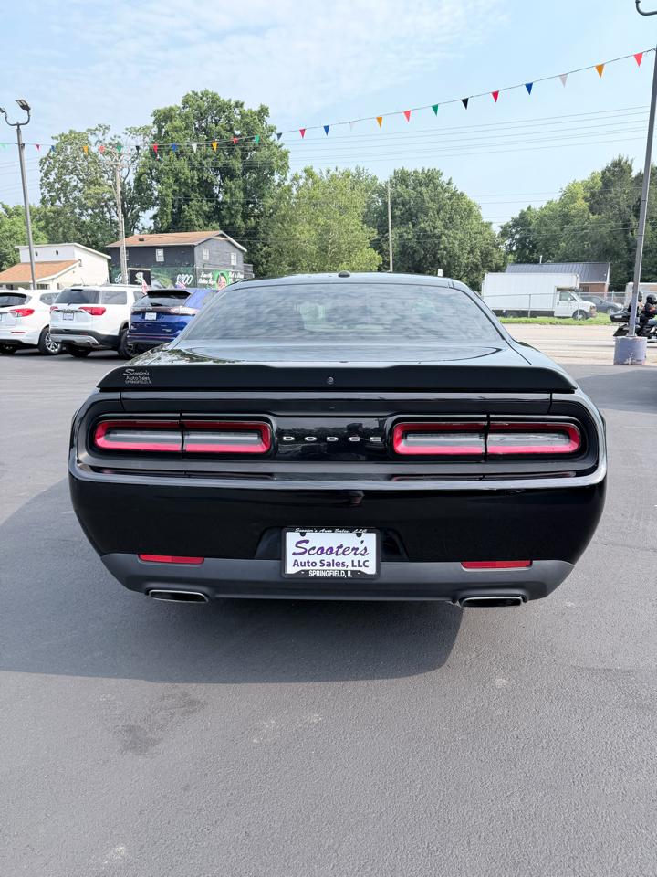Dodge Challenger SXT 2018