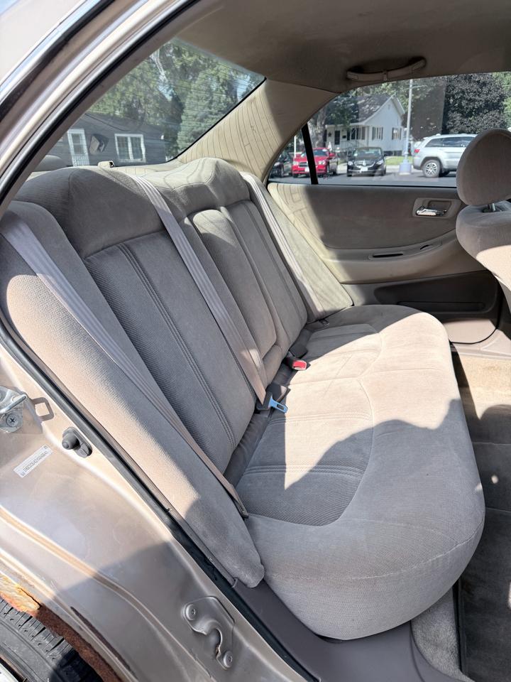 Honda Accord 4dr Sdn LX Auto 2000