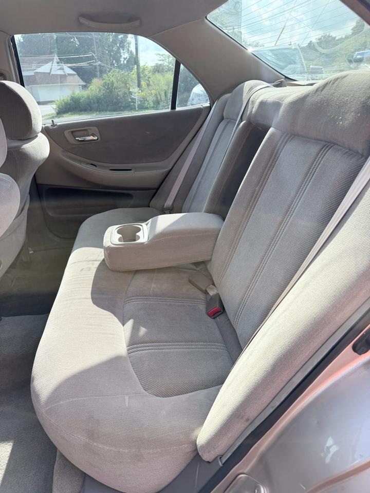 Honda Accord 4dr Sdn LX Auto 2000