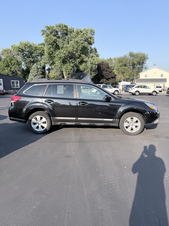 Subaru Outback 2.5i Limited 2011