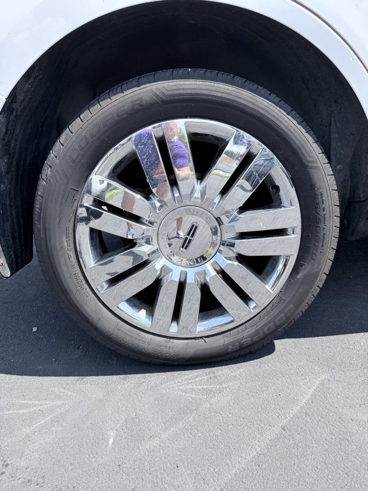 Lincoln MKX AWD 4dr 2010
