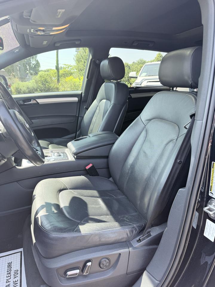 Audi Q7 quattro 4dr 3.0T S line 2012