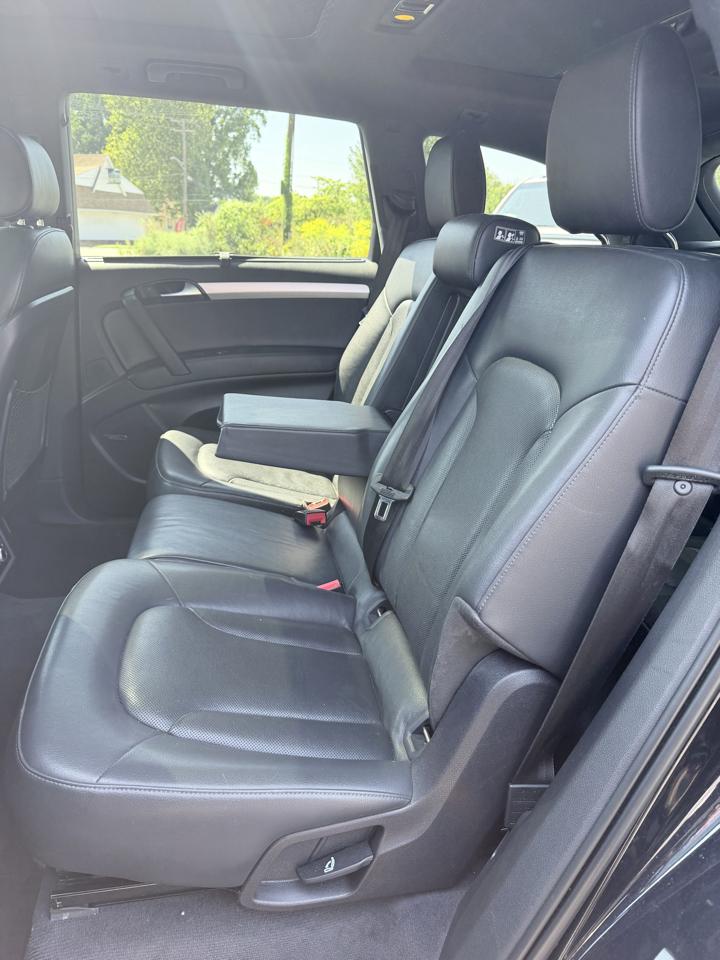Audi Q7 quattro 4dr 3.0T S line 2012