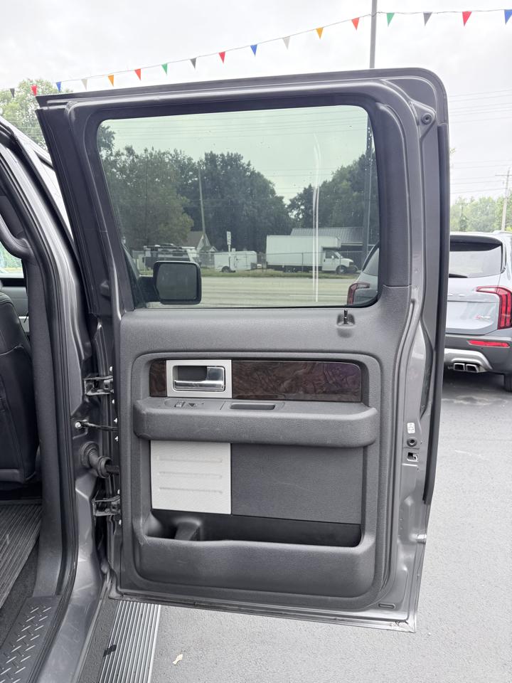 Ford F-150 4WD SuperCrew 145" Platinum 2013