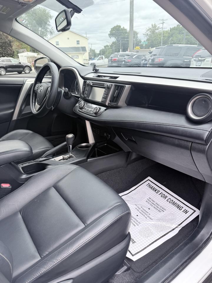 Toyota RAV4 AWD 4dr Limited (Natl) 2013
