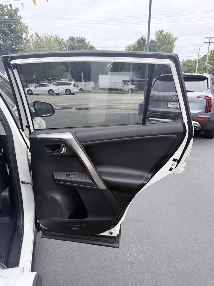 Toyota RAV4 AWD 4dr Limited (Natl) 2013