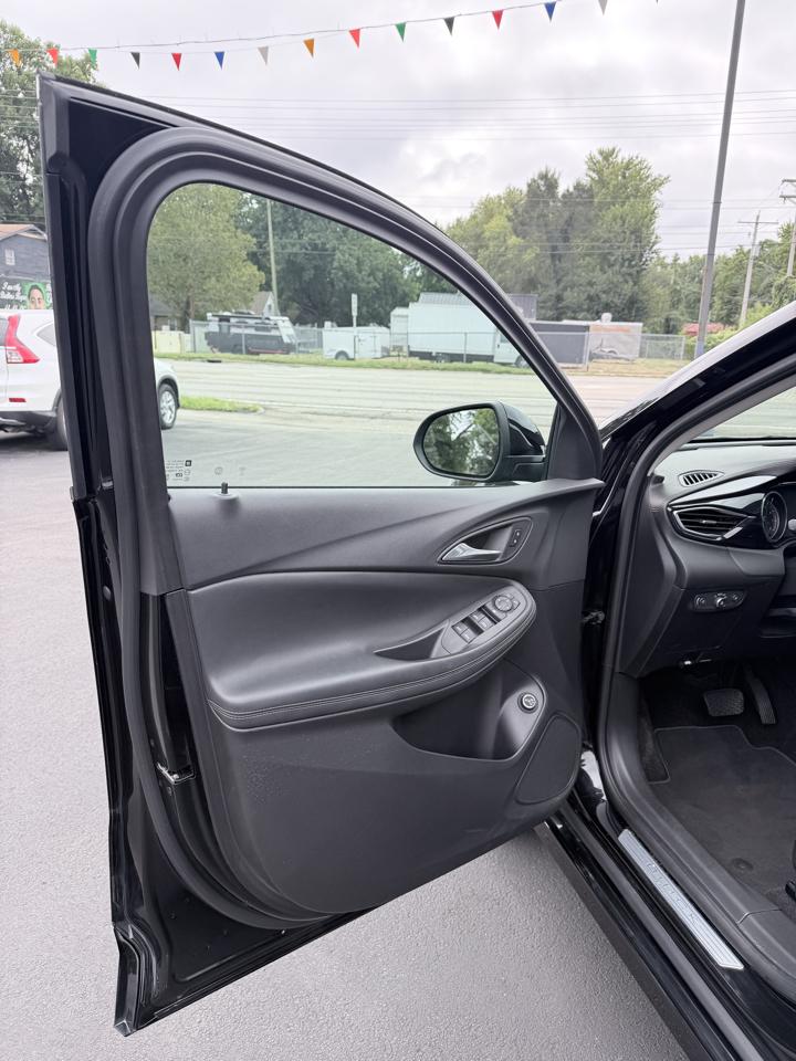 Buick Encore GX AWD 4dr Select 2020