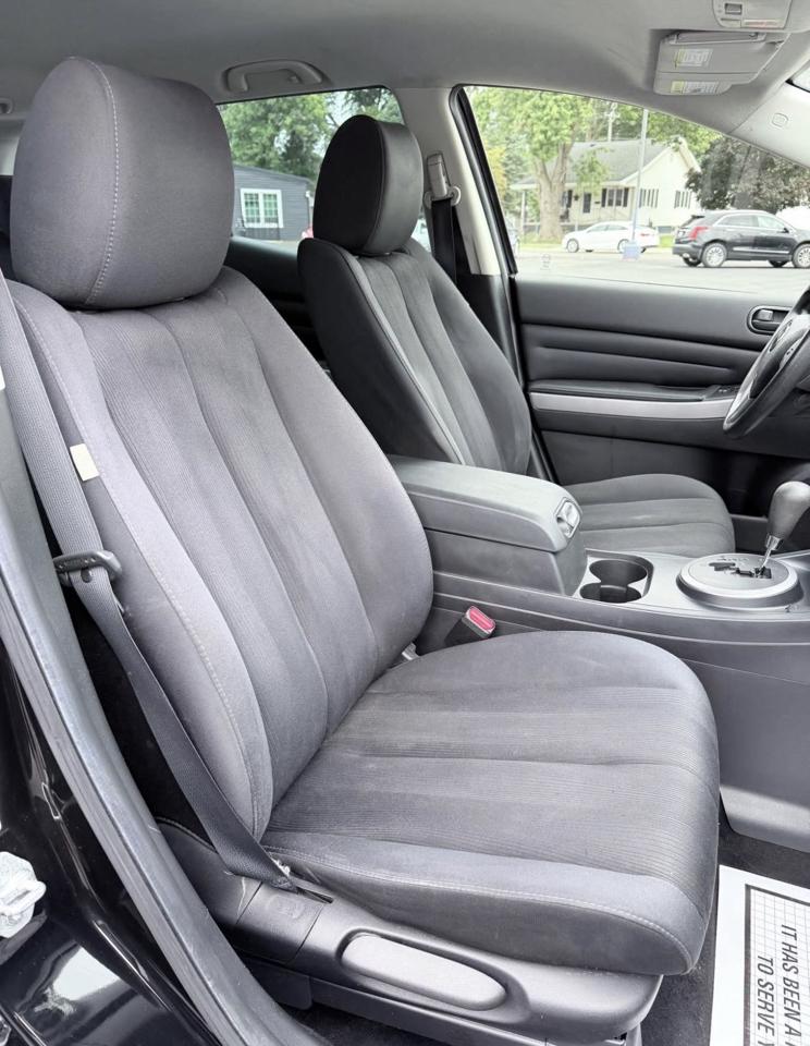 Mazda CX-7 FWD 4dr i SV 2011