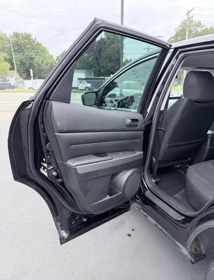 Mazda CX-7 FWD 4dr i SV 2011
