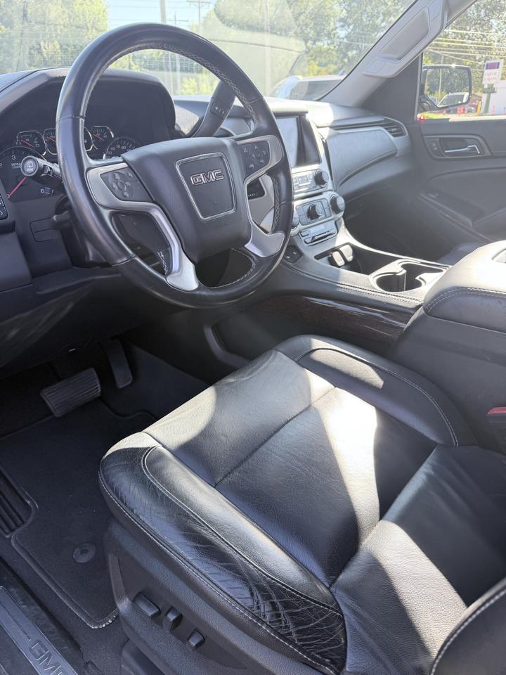 GMC Yukon XL 4WD 4dr SLT Standard Edition 2020