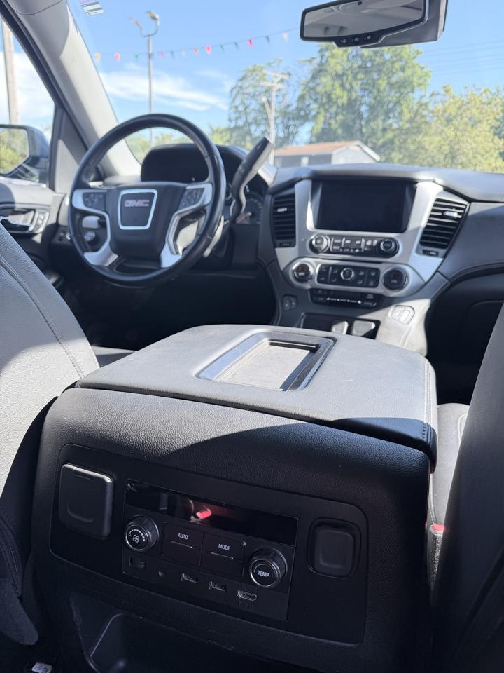 GMC Yukon XL 4WD 4dr SLT Standard Edition 2020