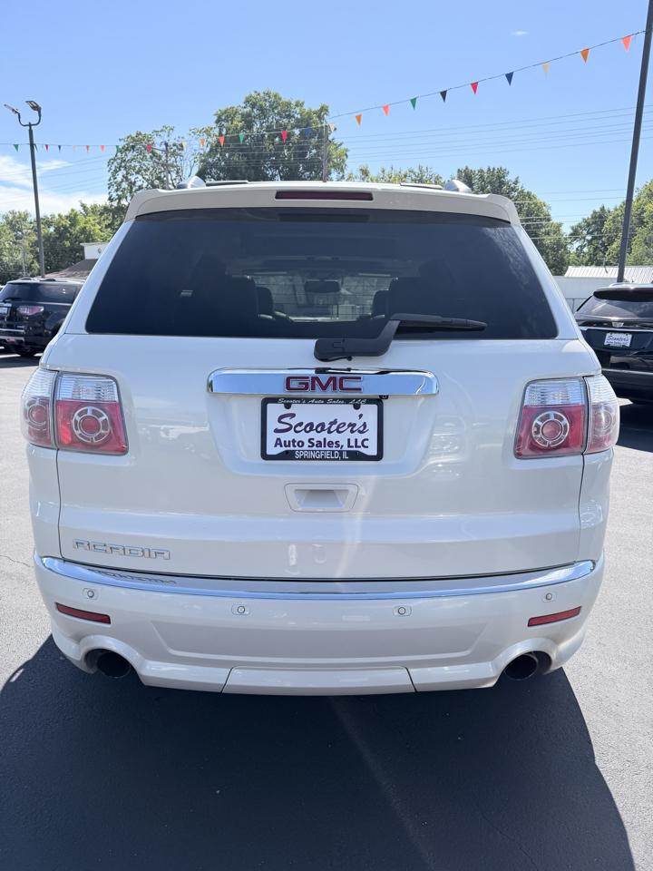 GMC Acadia FWD 4dr Denali 2012