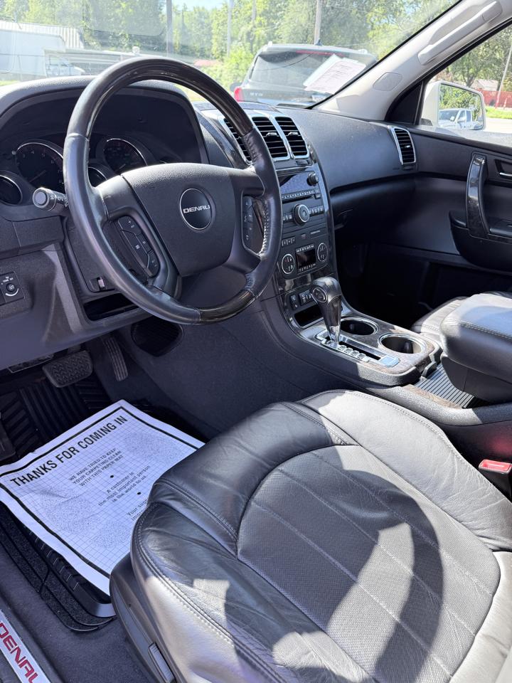 GMC Acadia FWD 4dr Denali 2012