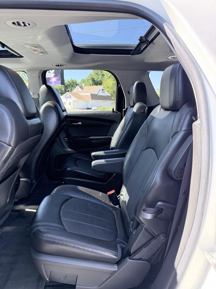GMC Acadia FWD 4dr Denali 2012