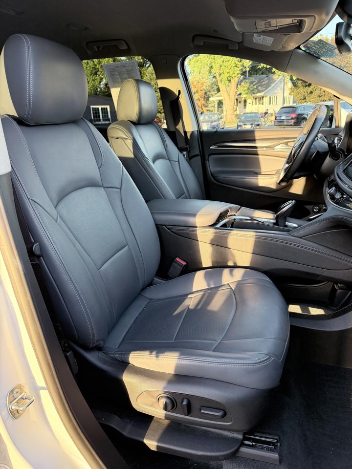 Buick Enclave FWD 4dr Essence 2021